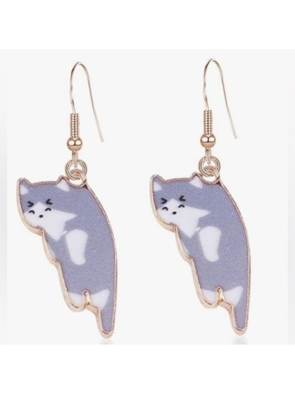 NWT - Cute cat dangling earring set - 1.93 x .51 inches - grey & white